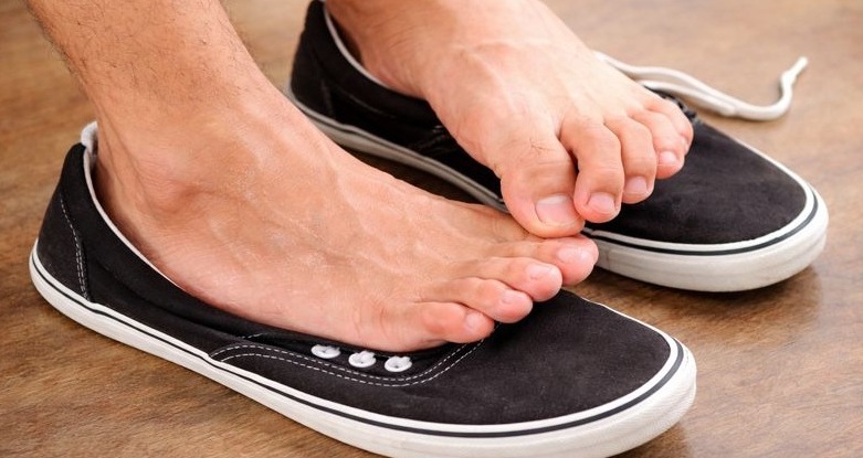 neprijatan miris nogu kod muskaraca